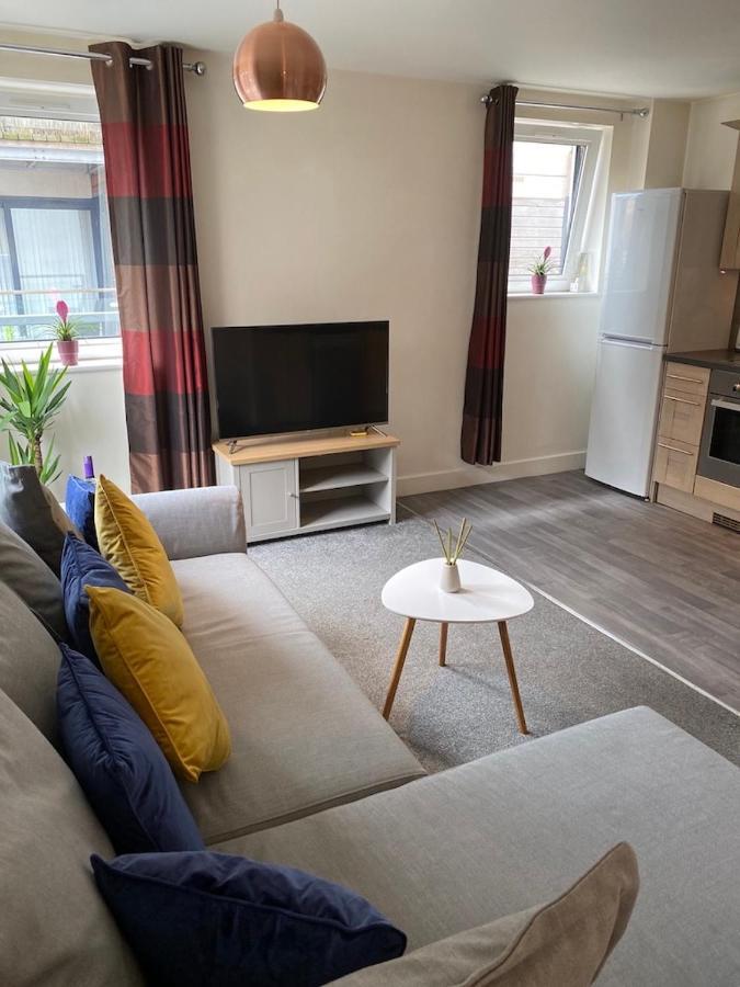 Stylish Two Bed City Apartment With Secure Parking Southampton Exterior foto